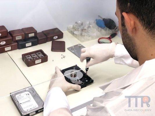 Hard Drive Recovery Service in Aventura _ TTR Data Recovery Services