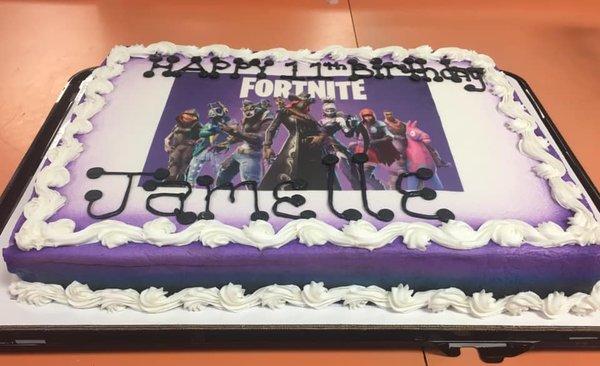 Fortnite half sheet cake