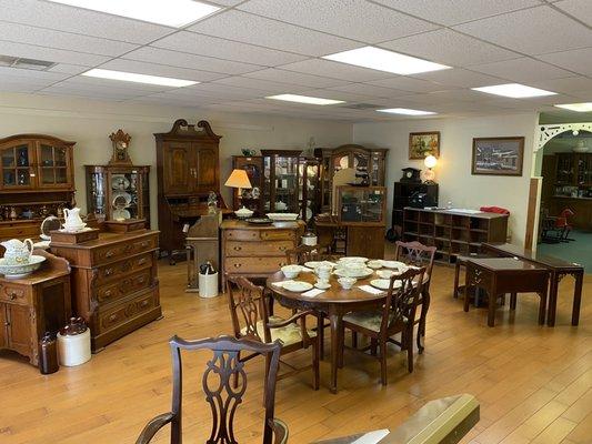 Merchant House - Antiques And Furniture