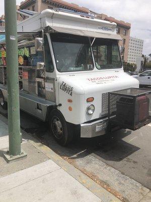 Front of tacos lupita