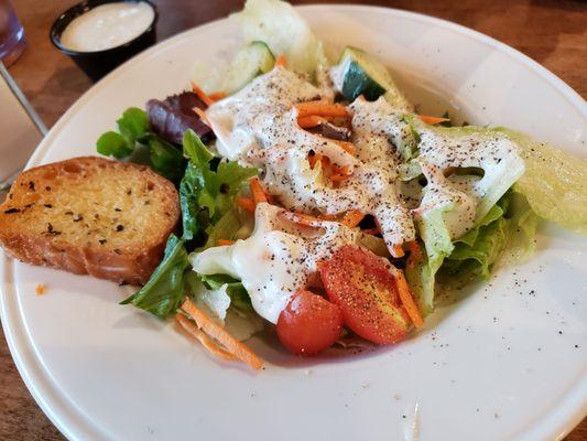 House salad with Bleu cheese