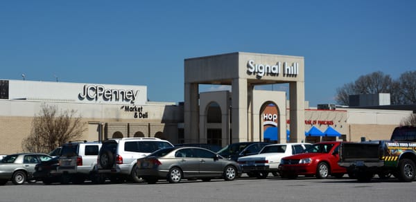 A dying Mall - Penney's closed last year