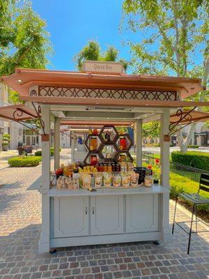 Kiosk in Rancho Cucamonga's Victoria Gardens