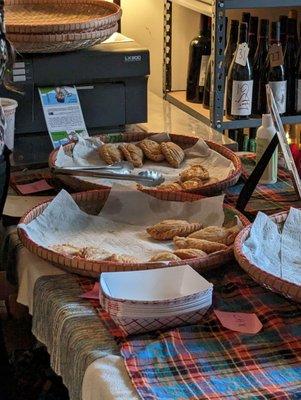 LIKHA pop-up - empanadas!