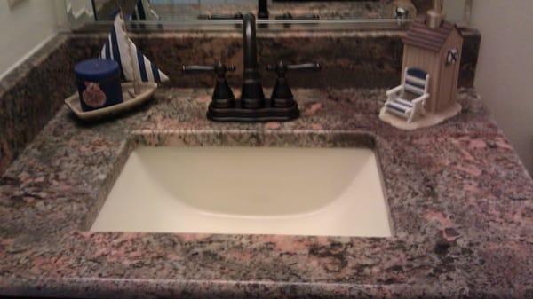 Crema Bordeaux, Vanity with Rectangular porcelain sink