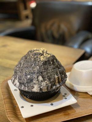 Black sesame ice