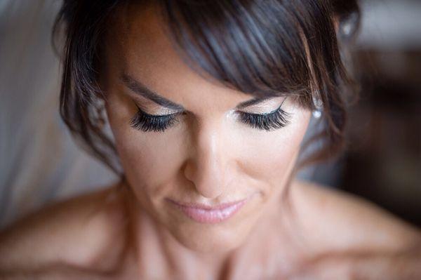 Bridal lashes.