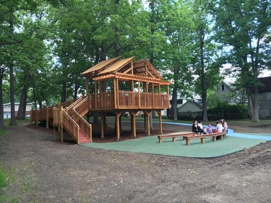 Custom Designed Treehouse built by the community of Binghamton, NY