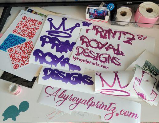 Vinyl Lettering, Decals, Stickers, Labels, Digital Printing, Documents, Company I.D Card, Business cards (Cardstock, Aluminum, Plastic)