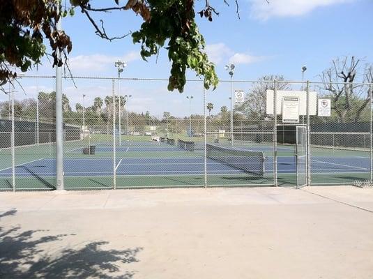 La Mirada Tennis & Disc Golf