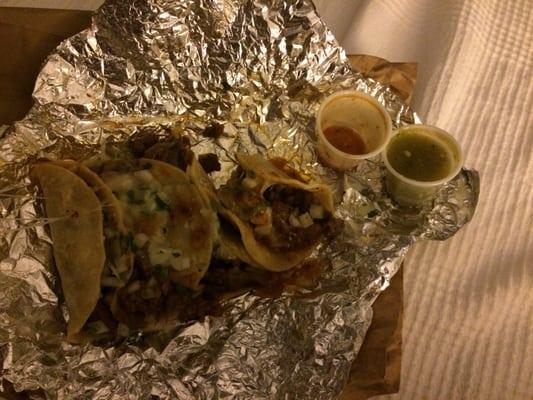 The line was well worth it! They are pretty damn good and the salsas are spicy! 4 tacos aren't enough for those of us with big appetite.