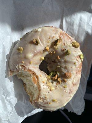 Lemon pistachio donut