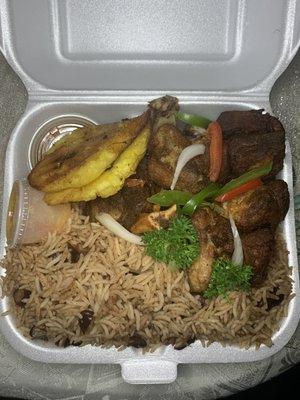 Rice & red kidney beans with griot & bannan $15