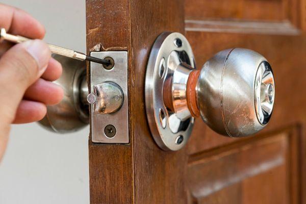 Locksmith service Rhode Island