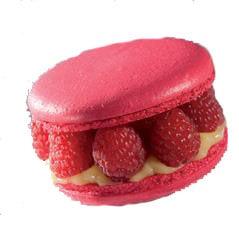 macarons raspberry