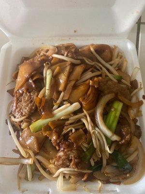 4. Beef Chow Fun