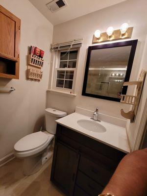 New vanity and sink