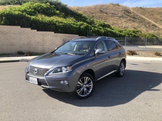 2011 Lexus SUV, got a lot of love from the team today. This car received a clay bar wax and the neglected interior was restored.