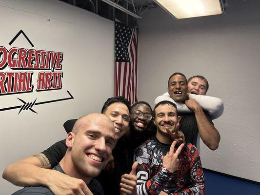 Post No-Gi Training Pic with the team.