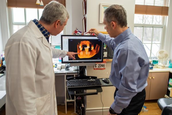 We share 3D images with our patients so they can see what is going on.