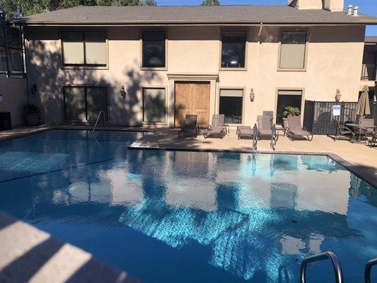 Poolside areas so relaxing!