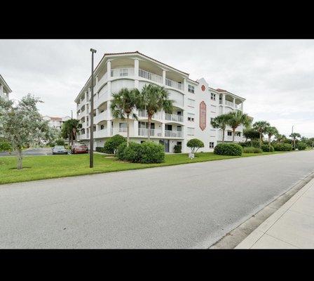 An amazing condo just went under contract in Cape Canaveral. This one has amazing views of the river!