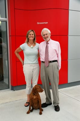 Jon and Linda Grossman with the company mascot, Jasper