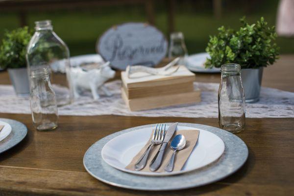 Chippy and Charming Events and Vintage Rentals