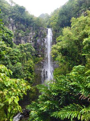 Famous Road to Hana Waterfalls and Lunch with Stardust Hawaii