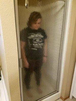 See through your shower door again!