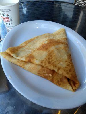 Scrambled egg and cheese crêpe