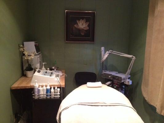 Caliope Skin Center Treatment Room