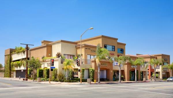 This mixed use center has retail, restaurants, and offices