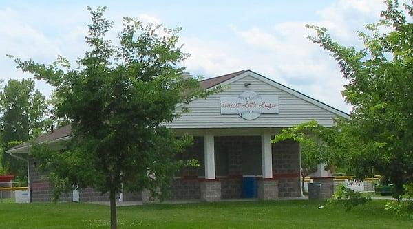 Concession Stand is run by parents during the games, and managed by a vendor.