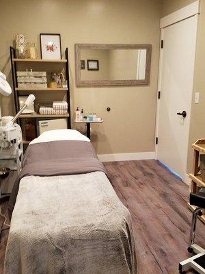 Unwind and relax in the tranquil Spa room . Effective Acne Treatment Facials, Chemical Peels, Microdermabrasion, Full body waxing, Pedicures