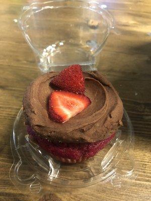 Vegan Red Velvet Cupcake.