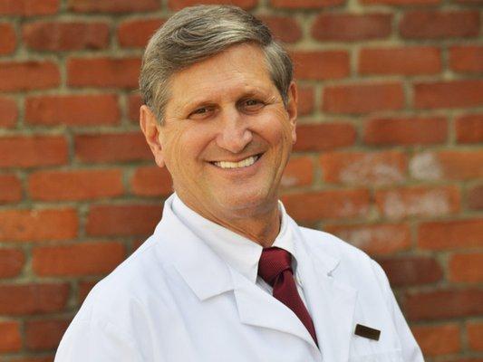 Dr. Bezbatchenko has been providing Columbus, OH with exceptional dental services since 1977.