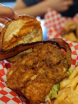 Zoey's Fried Chicken Sandwiches