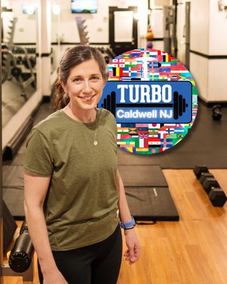 Welcome Amy to Turbo! A pro running coach amping up her lifting & cardio game, she's fast & fitting in.