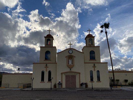 Holy Family Catholic Church