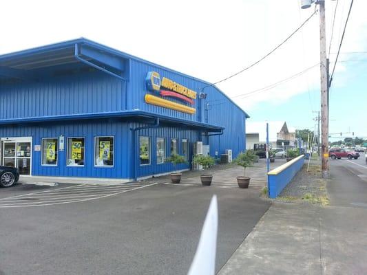 New  NAPA Auto Parts store in Hilo not far from the airport.