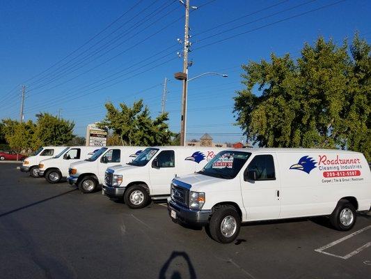 ROADRUNNER INDUSTRIES CARPET CLEANING VANS