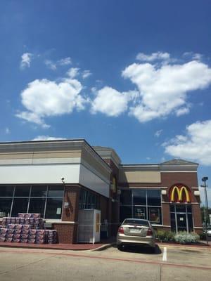 Gas station has a McDonald's built in