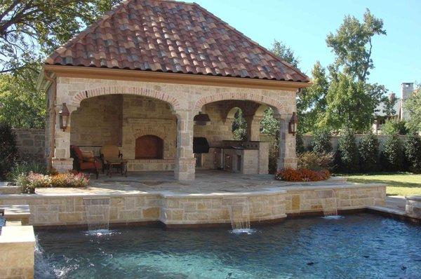 We are a full service landscape design and build firm focusing on Dallas Fort Worth (DFW), Texas.