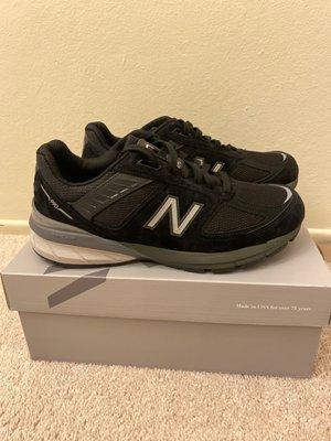 New Balance 990v5 black