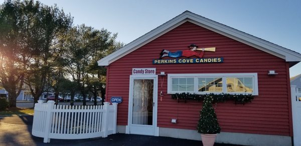 Perkins Cove Candies