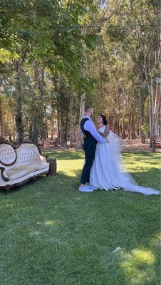 The tree Grove and great photo opportunity areas. Beautiful bride and groom picture