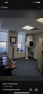 Exam and X-ray Room @ McAndrews Family Chiropractic in Palatine