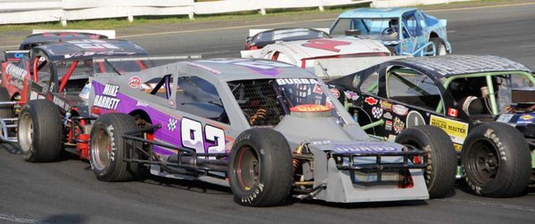 Asphalt Modifieds compete weekly