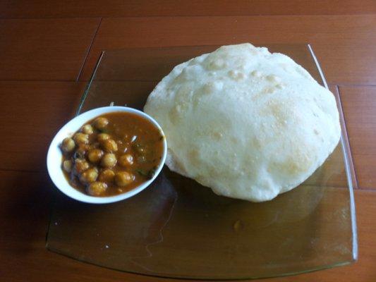 Chole batura